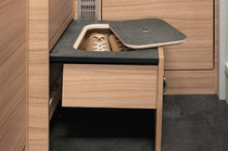 Handy: the extendable step for the bed can also be used as a storage compartment