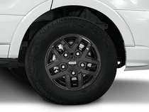 Stylish 16-inch alloy wheels, black