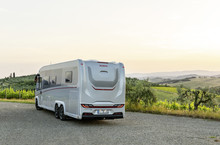 Stylish GRP rear section with firstclass insulation and elegantly integrated reversing camera and third brake light