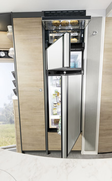 NEW! 177-litre fridge / freezer combination with oven – the doors can be opened from both sides! (option)