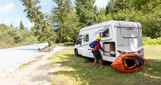 Dethleffs Wohnmobil ausmotten, damit es fit für die kommende Camping-Saison ist.